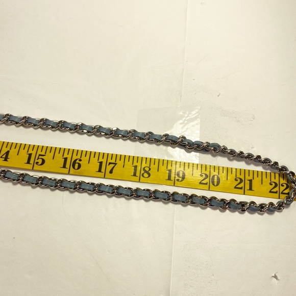 CHANEL Caviar Phone Case or Crossbody Bag - Picture 13 of 16